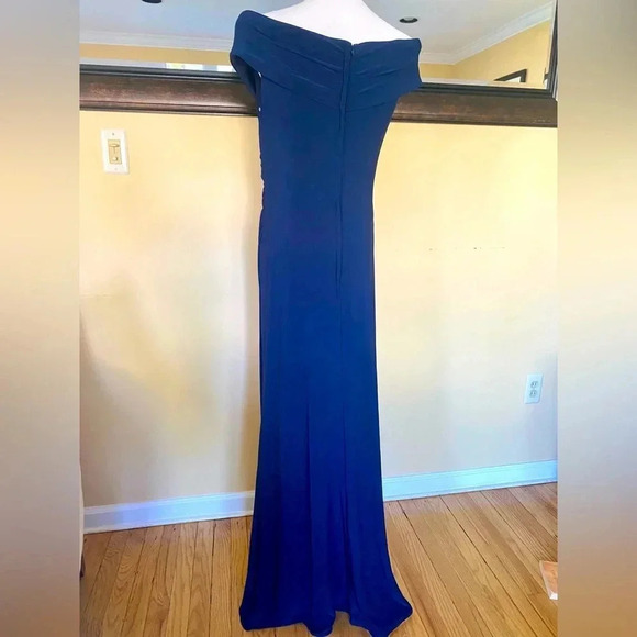 La Femme Navy Ruched Jersey Column Gown Size 12 - Picture 4 of 13